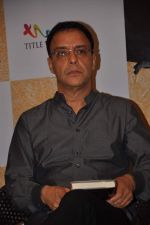Vidhu Vinod Chopra launch Our Moon have blood Clots book in Bandra, Mumbai on 4th Feb 2013 (20).JPG